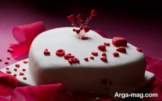 تزیین زیبای کیک تولد عاشقانه