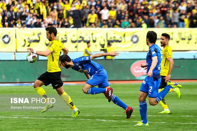 استقلال با برتری برابر الهلال از بحران خارج شده بود