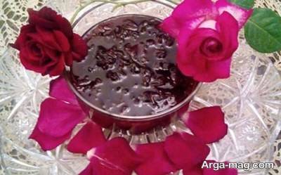 طرز تهیه مربای گل سرخ با رنگ و طعم عالی در منزل