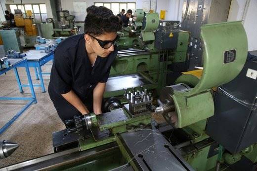 محجوب: افزایش حقوق کارگران اثری بر معیشت آنها ندارد