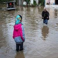 برای کودکان سیل‌زده «اسباب بازی» و «مداد رنگی» بفرستید