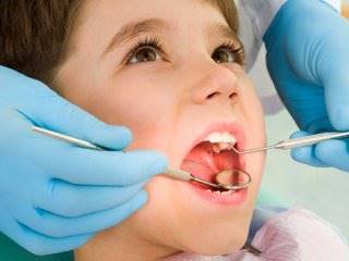 ملاحظه های دندانپزشکی در نوروز