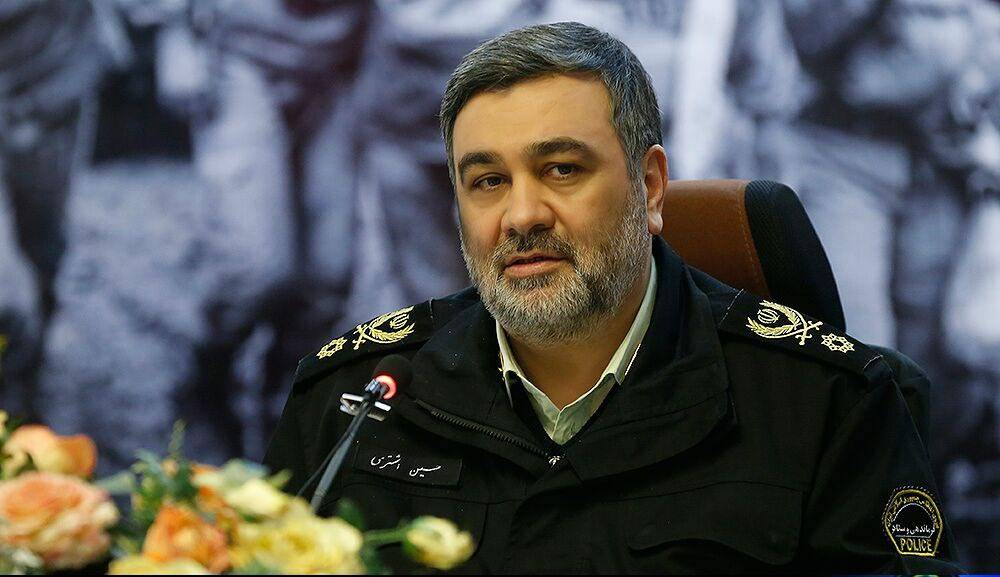 دستگاه‌ها به موضوع مبارزه با خرید و فروش سلاح در فضای مجازی ورود کنند