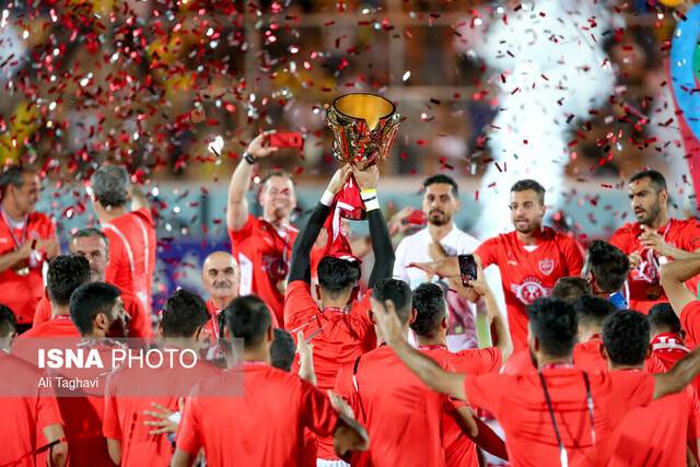 ویدئو / جشن قهرمانی پرسپولیس در لیگ برتر فوتبال