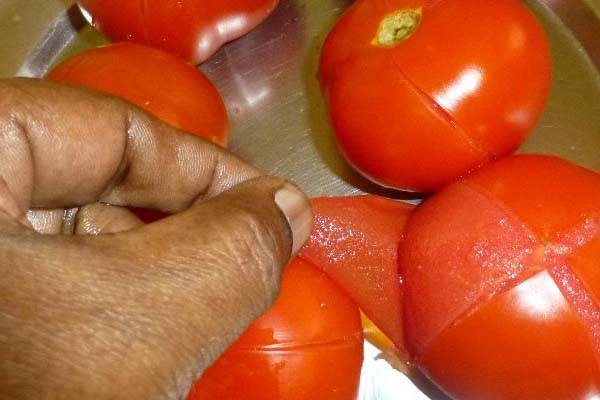 خشک کردن گوجه با 4 روش آسان و پر کاربرد