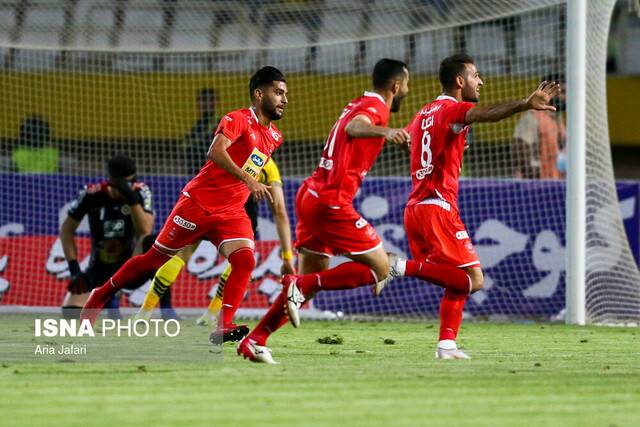 پرسپولیس بهترین بازی خود را انجام داد/ سپاهان برای دعوا آمده بود