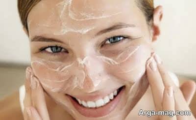 استفاده از ماسک موز و آلوئه ورا برای برطرف کردن چروک صورت