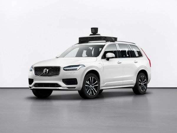 f445178c-volvo-xc90-autonomous-uber-1