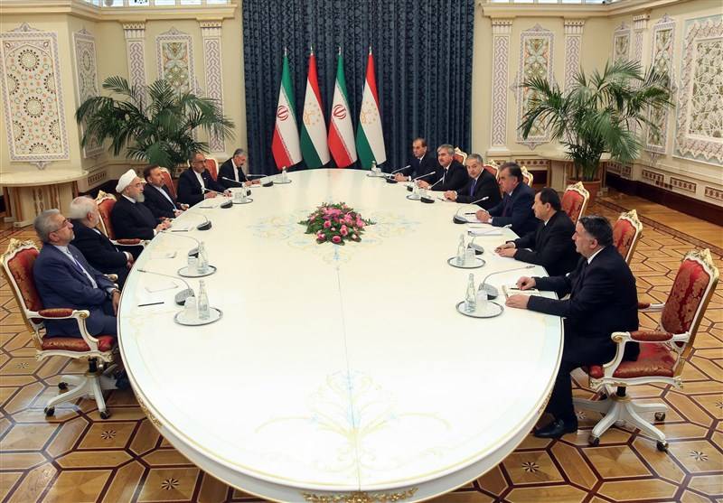 تأکید رؤسای جمهور ایران و تاجیکستان بر گسترش روابط دوجانبه