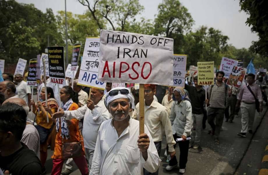 تظاهرات مردم هند در محکومیت سیاست های خصمانه آمریکا علیه ایران