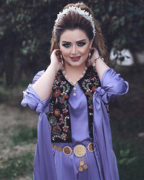 مدل لباس مجلسی کردی مدل شیک و ساده پیراهن مجلسی کردی