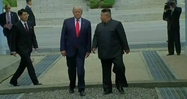 دیدار ترامپ و کیم در خاک کره شمالی+تصاویر و فیلم