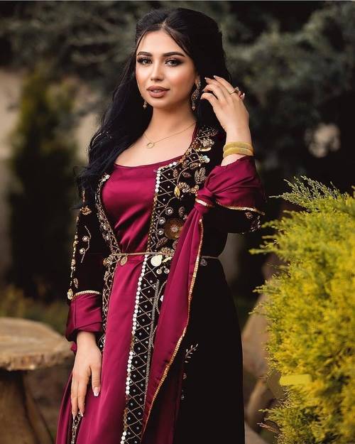 لباس کردی زنانه ساتن و مخمل زیبا