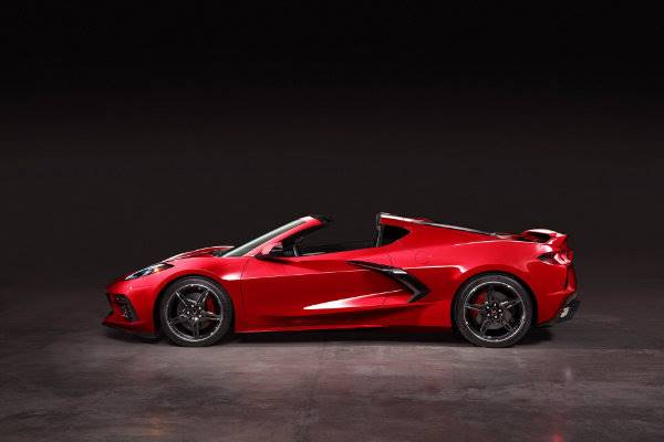 42f3cf61-2020-corvette-c8-stingray-42