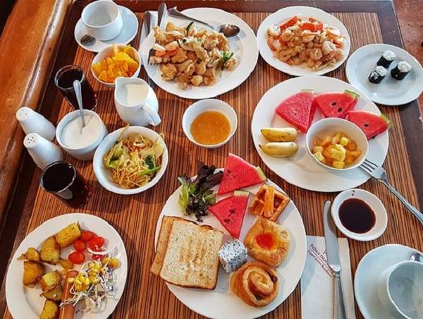 صبحانه متنوع برای عروس صبحانه متنوع برای عروس
