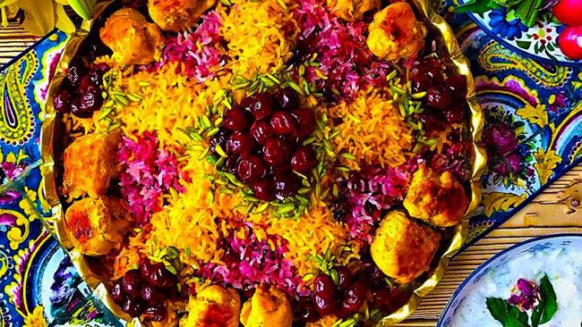 طرز تهیه آلبالو پلو؛ از زیبایی‌‌های تابستان هستند!