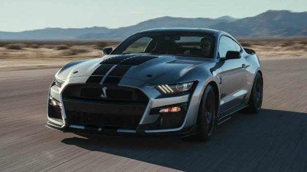 2020-ford-mustang-shelby-gt500-1 (5)