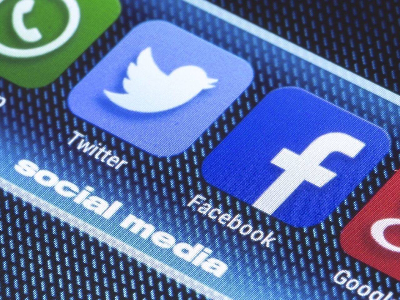 توئیتر و فیسبوک، چین را به انتشار اطلاعات نادرست متهم کردند