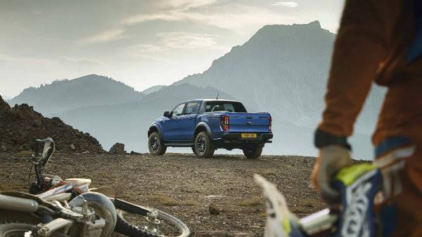 ford-ranger-raptor-euro-spec (1)