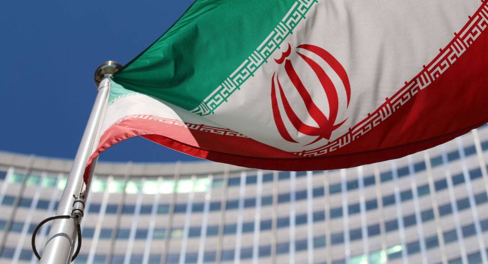 نماینده مجلس ایران: معامله با آمریکا، ایران را به چالش می کشاند