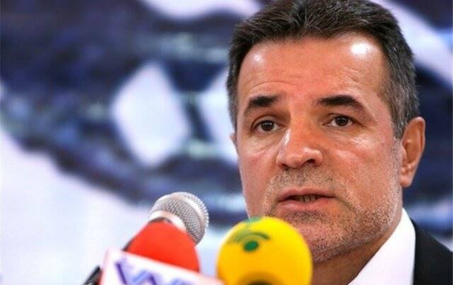 انصاری فرد: استقلال اگر می‌تواند 90 به 10 را اجرا کند