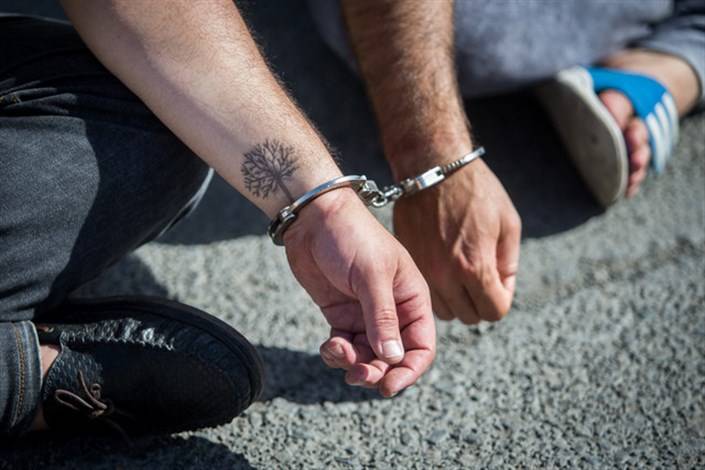 خرده فروش میدان آزادی حین توزیع موادمخدر بازداشت شد