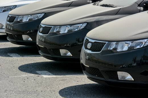 خودروهای لوکس در پایتخت چه قیمتی دارند؟