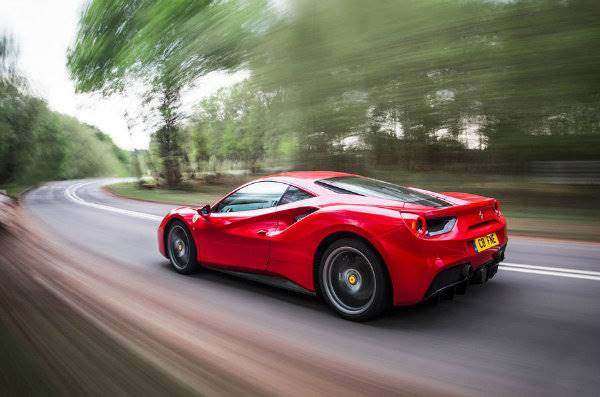 ferrari-488-gtb (1)