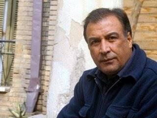 عبدالرضا اکبری: چرا بازیگران مرد ستایش گریم می‌شوند، اما بازیگر زن اصلی نه؟