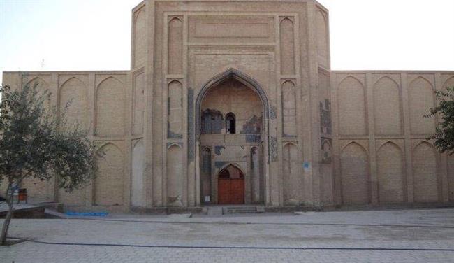 جزئیات فرونشست زمین در مسجد تاریخی ورامین