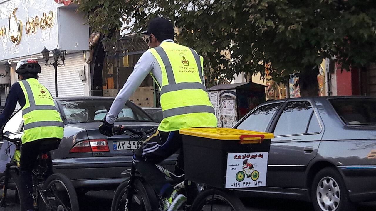 کاهش آلودگی هوای زنجان با راه‌اندازی پیک دوچرخه