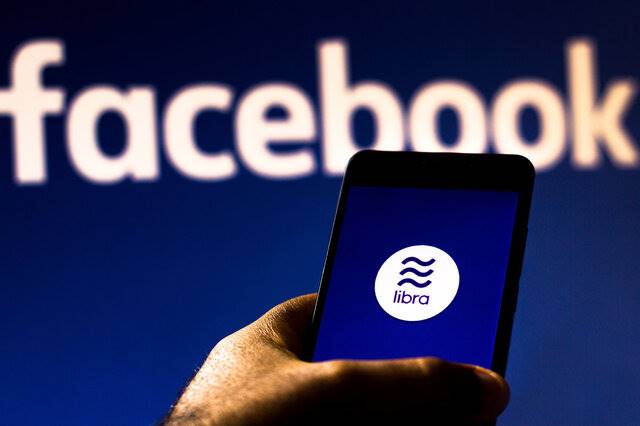 مدیرعامل فیس‌بوک برای ارز دیجیتالی احضار شد