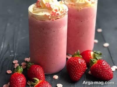 طرز تهیه شیک توت فرنگی خوشمزه با دو روش تهیه عالی