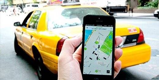 دست تاکسی‌های اینترنتی برای افزایش کرایه در روزهای آلوده و بارانی باز شد