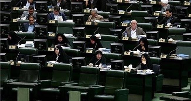 طرح استعفا یا عزل برای مسئولانی که خانواده آنها خارج از ایران هستند
