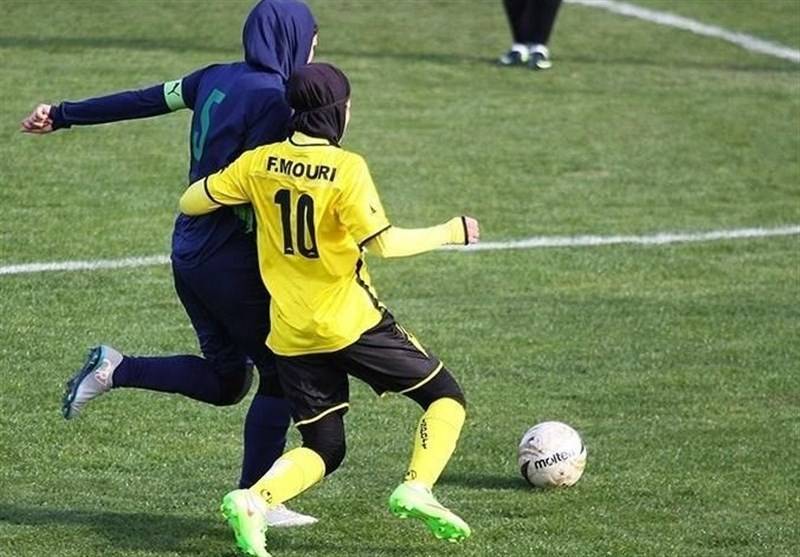 لیگ برتر فوتبال بانوان؛ برتری آذرخش در مهمترین بازی هفته ششم/ شهرداری بم در صدر باقی ماند