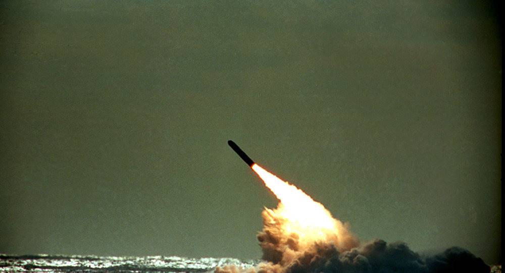 آمریکا احتمال می دهد که ایران به زودی خرید تسلیحاتی از روسیه و چین انجام دهد
