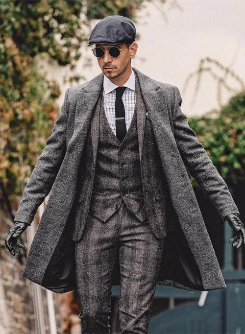 modern mafia suit