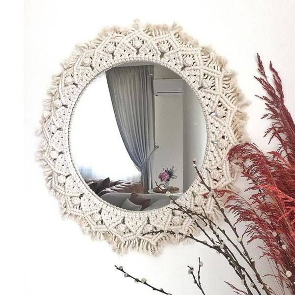 قاب کاموایی برای تزیین آینه در خانه