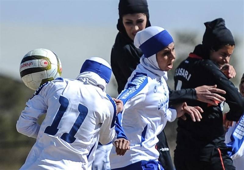 لیگ برتر فوتبال بانوان؛آذرخش کردستان به صدر جدول نرسید