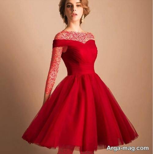 لباس ساده قرمز برای شب یلدا 