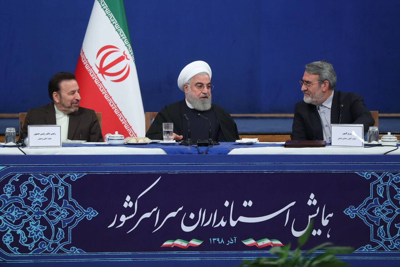 روحانی: استانداران به خانواده‌های آسیب‌دیده در حوادث اخیر سرکشی کنند