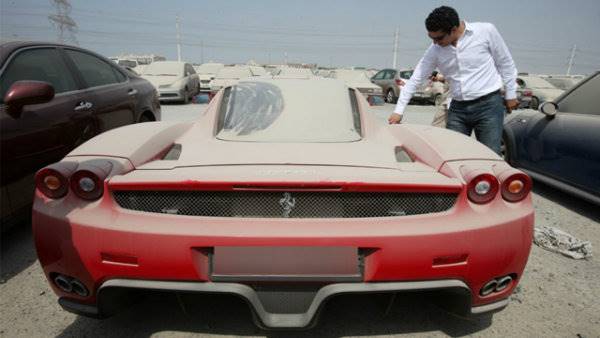 Abandoned-cars-in-dubai (8)