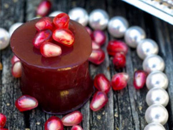 ژله انار کوچک برای شب یلدا ژله انار کوچک برای شب یلدا