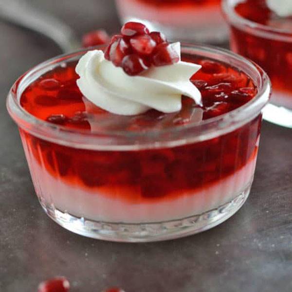 تزیین ژله انار لیوانی شب یلدا تزیین ژله انار لیوانی شب یلدا