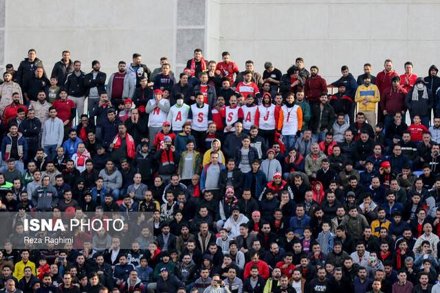 قائم مقام نساجی: بازی با پرسپولیس لغو نشود، بازی نمی‌کنیم/ تعداد بازیکنانمان به حد نصاب نمی‌رسد