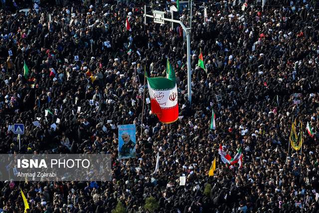 مردم قم هم با شهدای مقاومت در مسجد مقدس جمکران وداع کردند