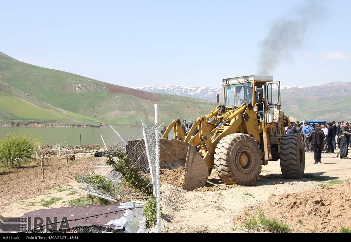 آزادسازی اراضی ملی در بخش لاریجان آمل شدت گرفت