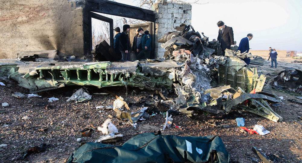 تمام پیکرهای شهدای اهوازی سقوط هواپیمای اوکراینی تحویل خانواده ها شد