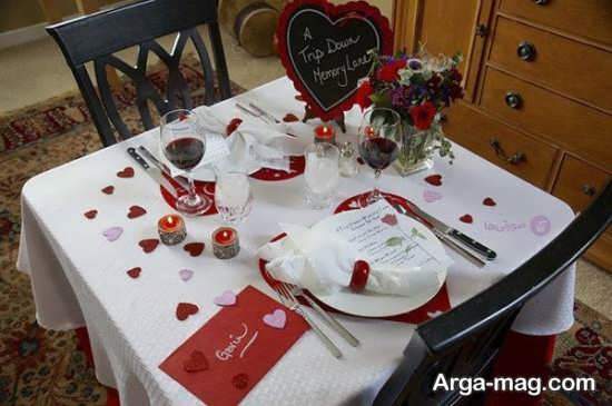طراحی میز به شکل علاشقانه و رمانتیک